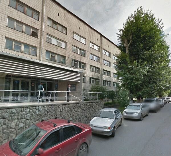 Банкомат Сбербанка России по адресу ул. Савиных,  12/1