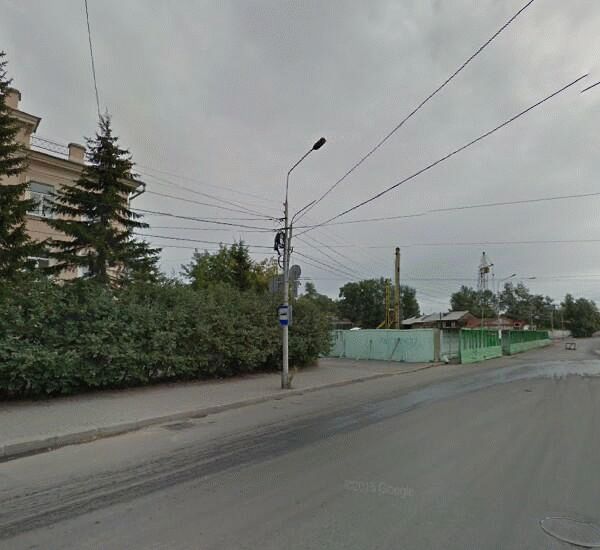 Банкомат Внешпромбанка по адресу площадь Батенькова 2здание торгового центра статус